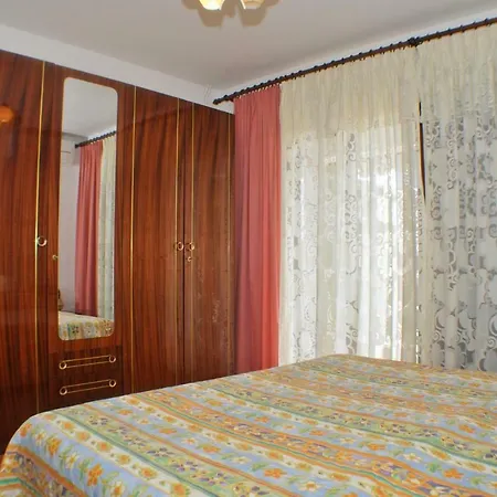 Haus Liliana Guest house Tar-Vabriga