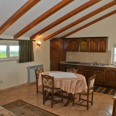Guest house Haus Liliana Tar-Vabriga