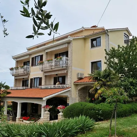 Haus Liliana Tar-Vabriga